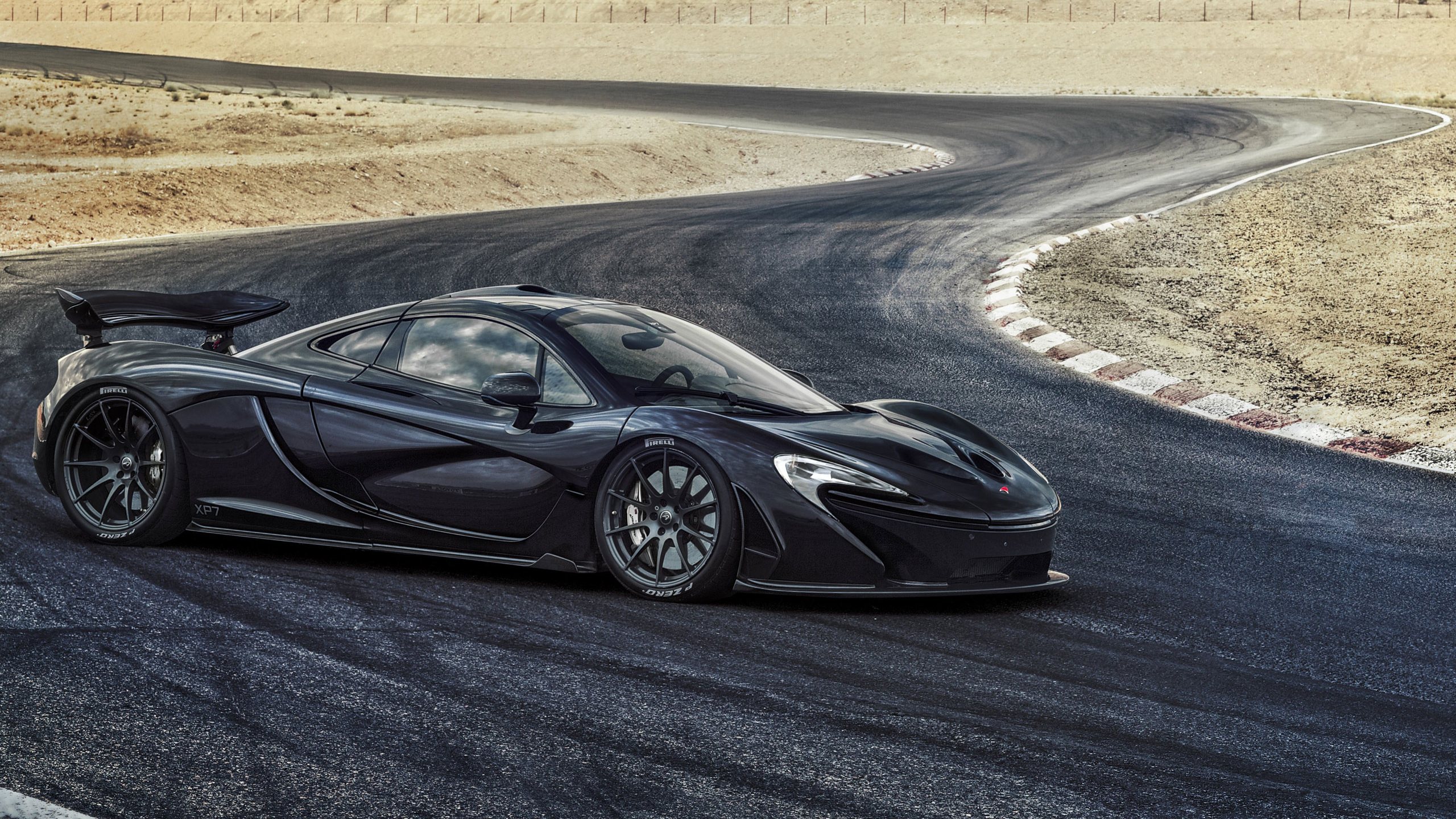 MCLAREN p1